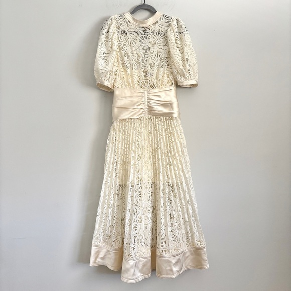 Self-Portrait Floral Lace Short Sleeve Midi Dress in Ivory Women’s Size US 8 - Picture 2 of 13